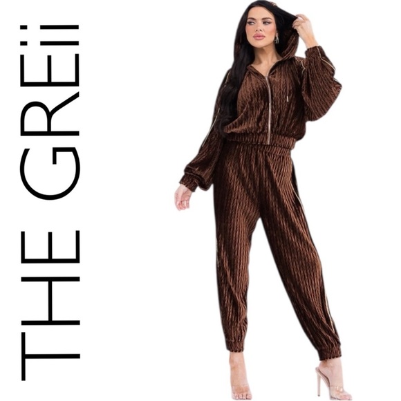 THE GREii NWT HOODIE SET BROWN LARGE NWT - Picture 2 of 4